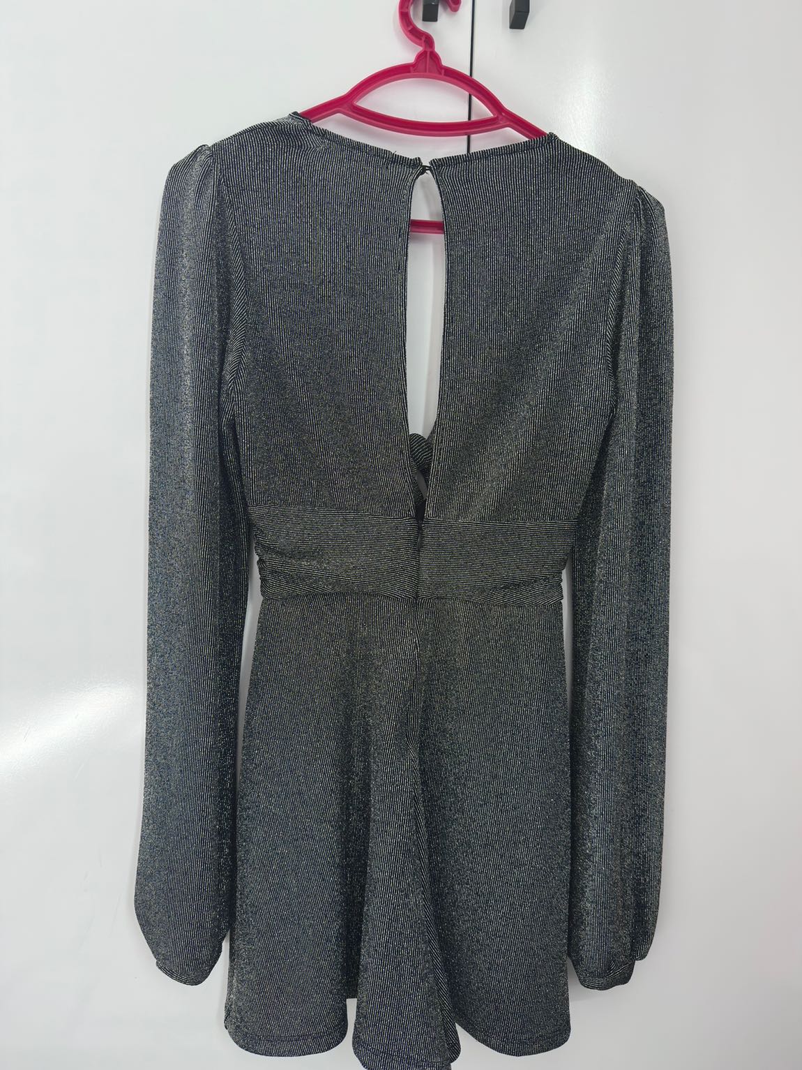 Bershka Gümüş Simli Mini Tulum — görsel 2/3