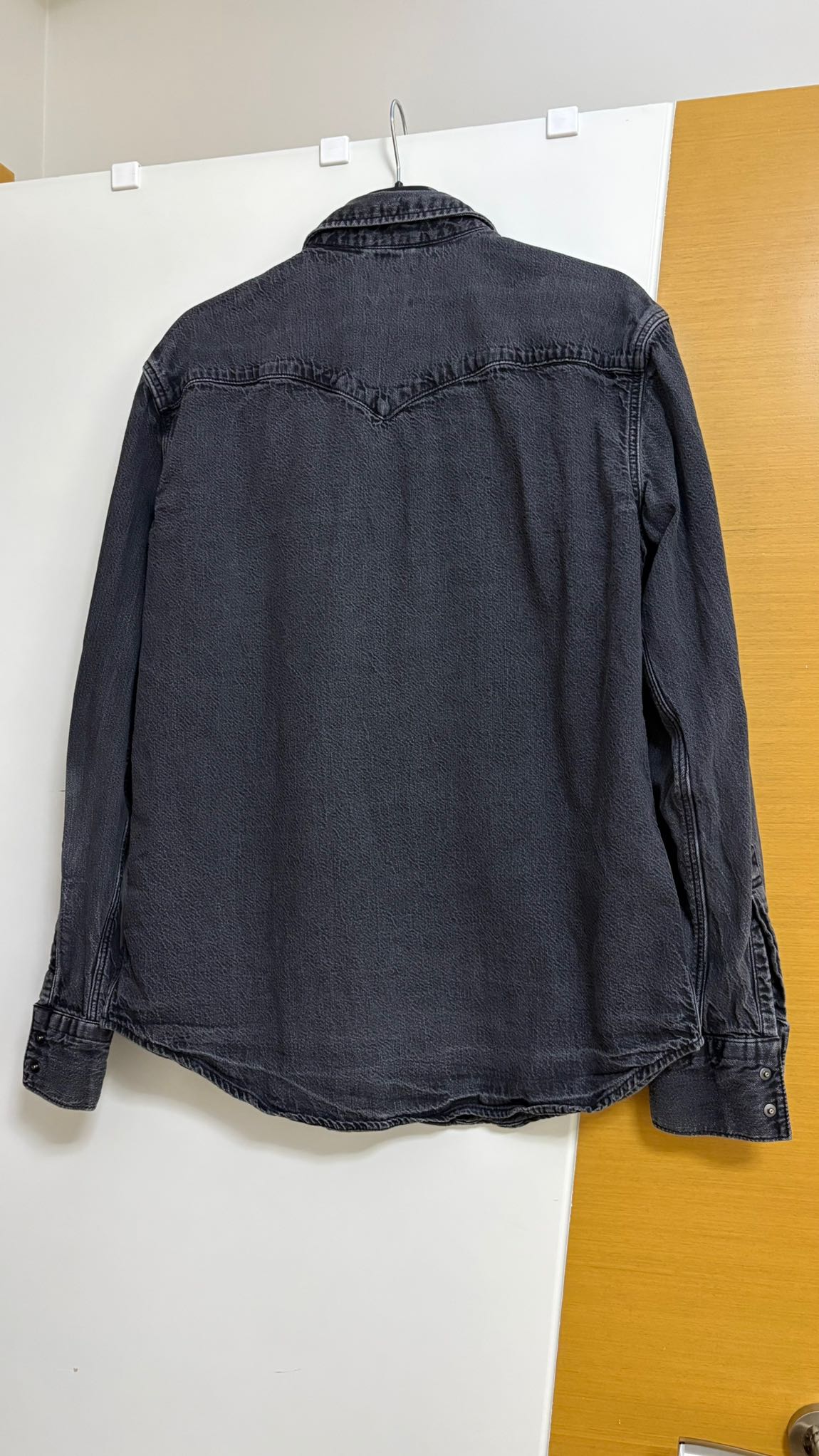 Levi's Siyah Denim Gömlek — görsel 2/5