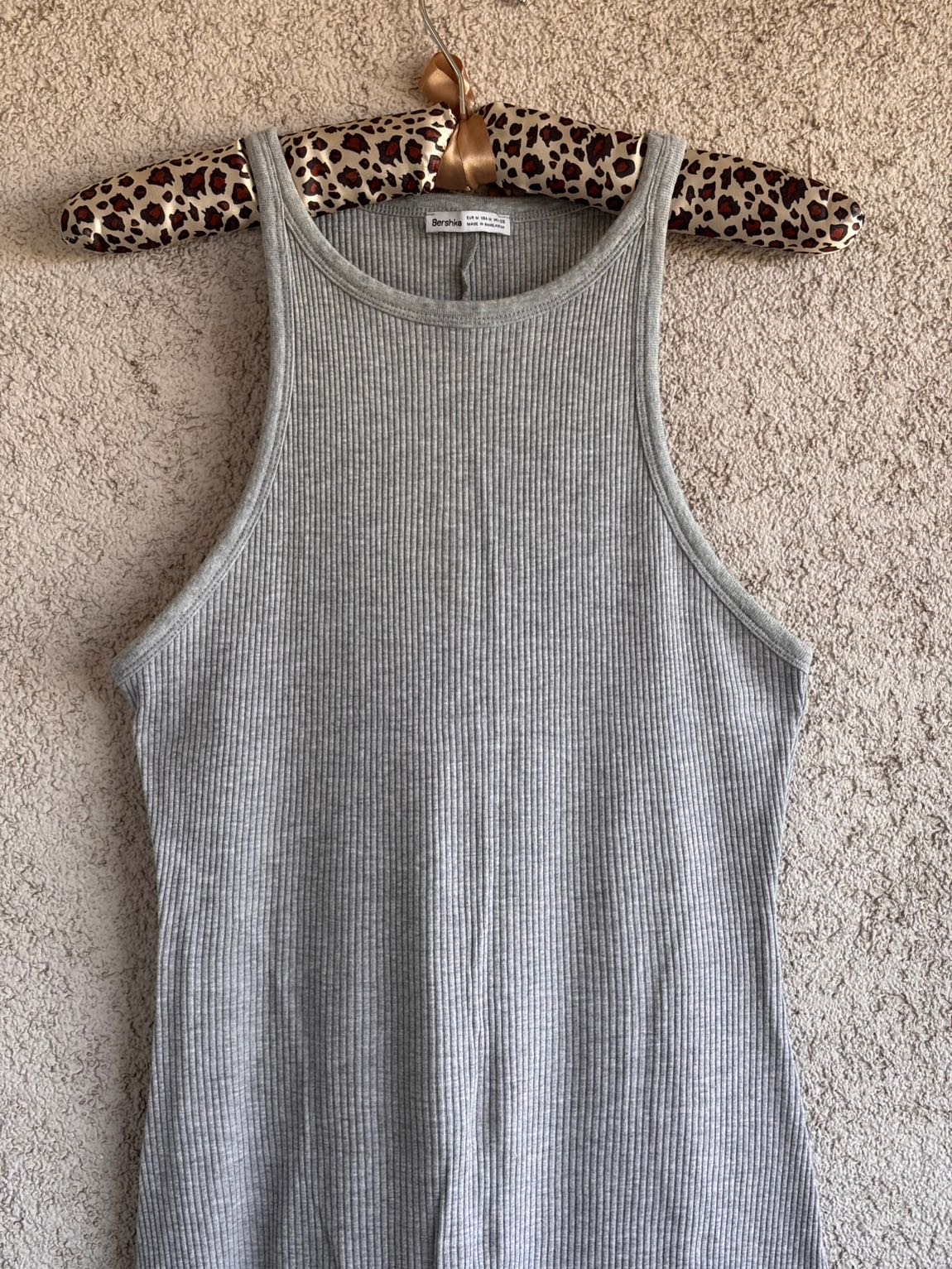 Gri halter yaka elbise — görsel 3/6