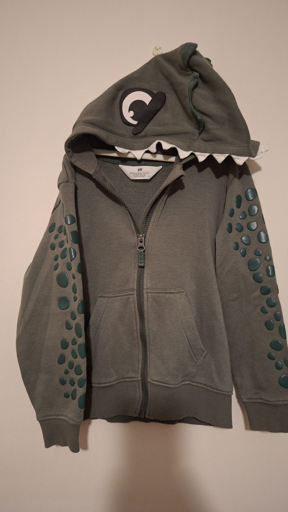 H&M Kapüşonlu Swaetshirt — görsel 2/4