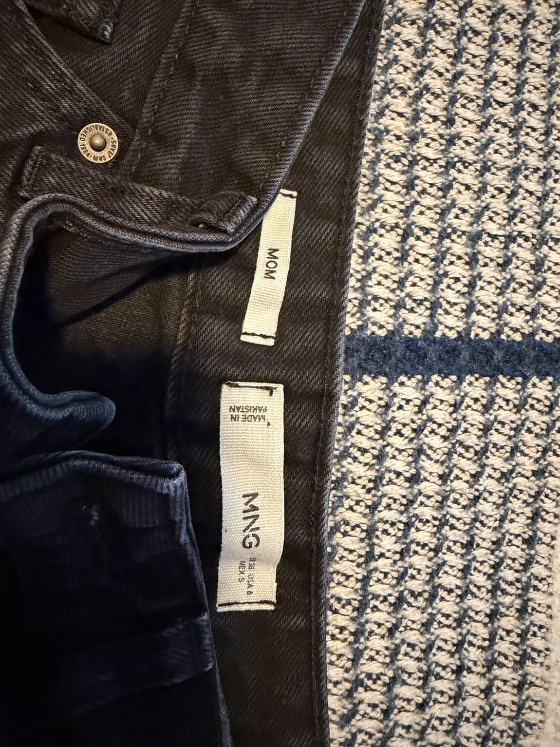 Mango Siyah Mom Jean Pantolon — görsel 4/4
