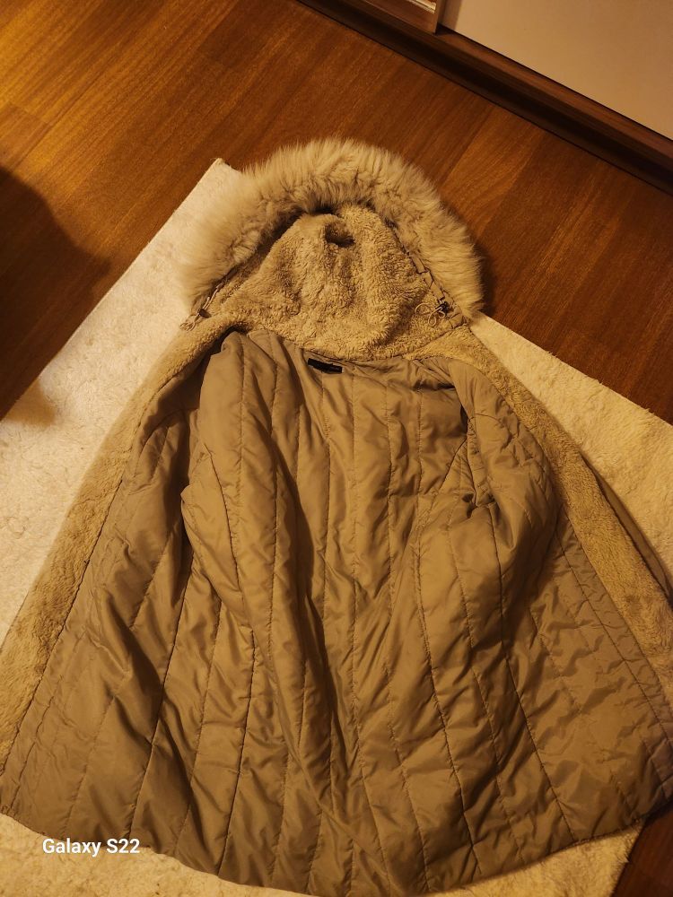 zara Kapüşonlu Mont — görsel 4/4