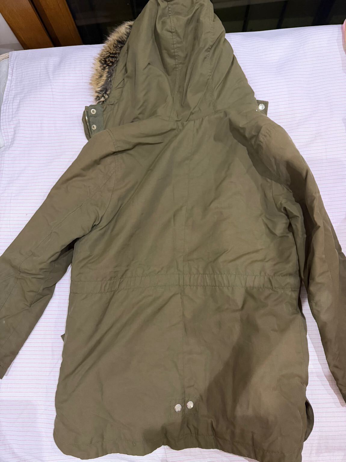 Zara Haki  Detaylı Mont — görsel 3/4