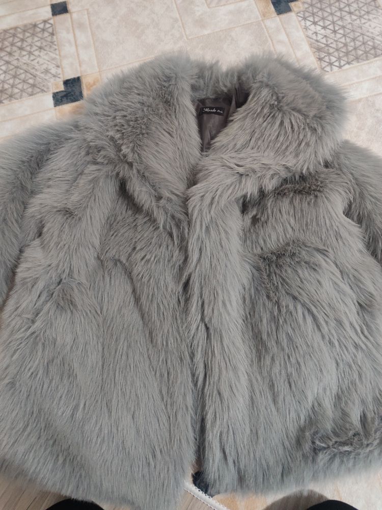 Gri Peluş Kaban — görsel 2/3