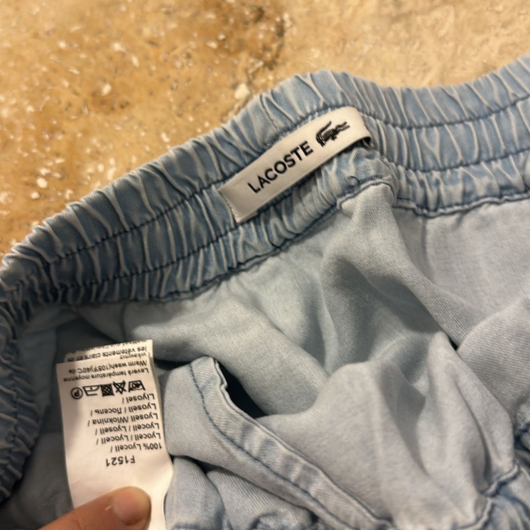 Lacoste etek orjinal yeni gibi — görsel 3/4