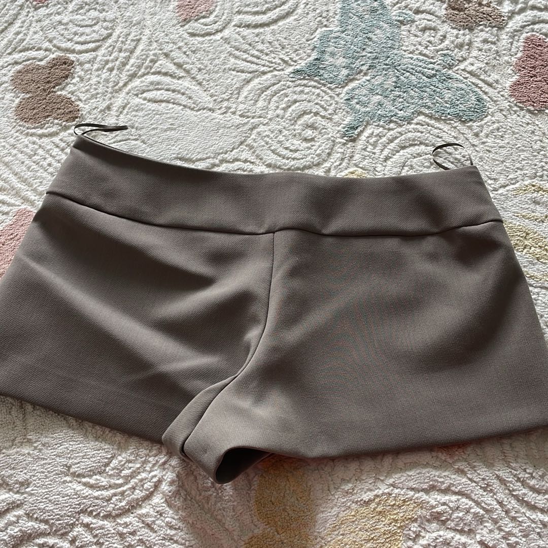 Zara Şort — görsel 6/7