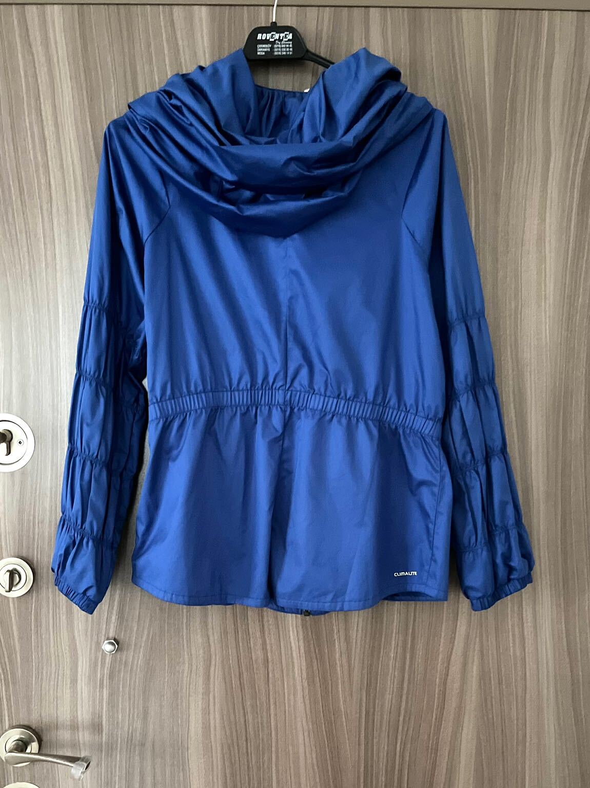 Adidas Clima kadın rüzgarlık yağmurluk — görsel 4/12