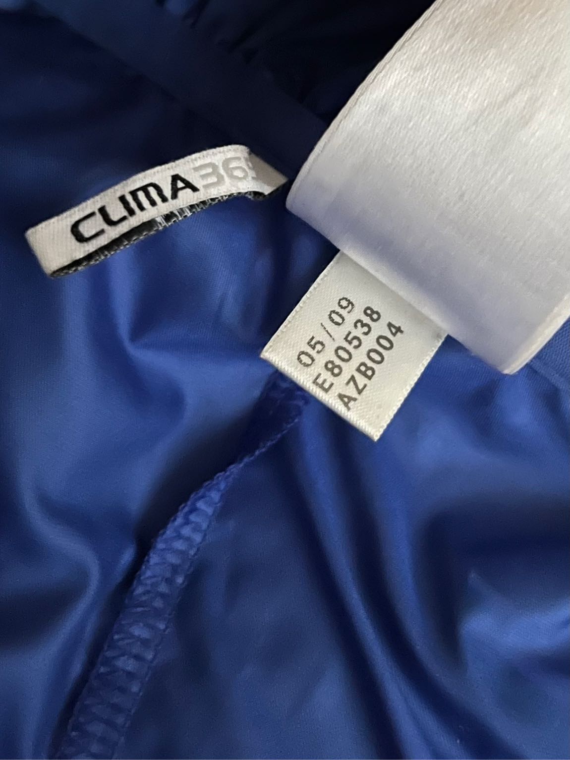 Adidas Clima kadın rüzgarlık yağmurluk — görsel 9/12