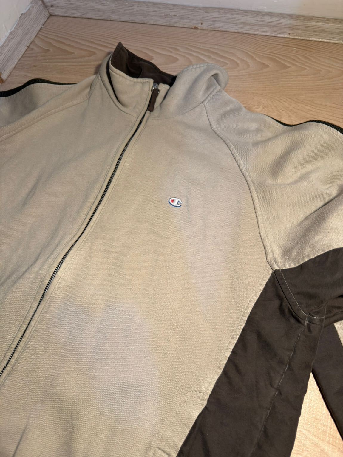Champion Fermuarlı Spor Sweatshirt — görsel 2/5