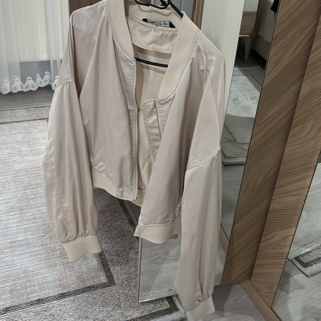Zara Sweatshirt — görsel 3/4