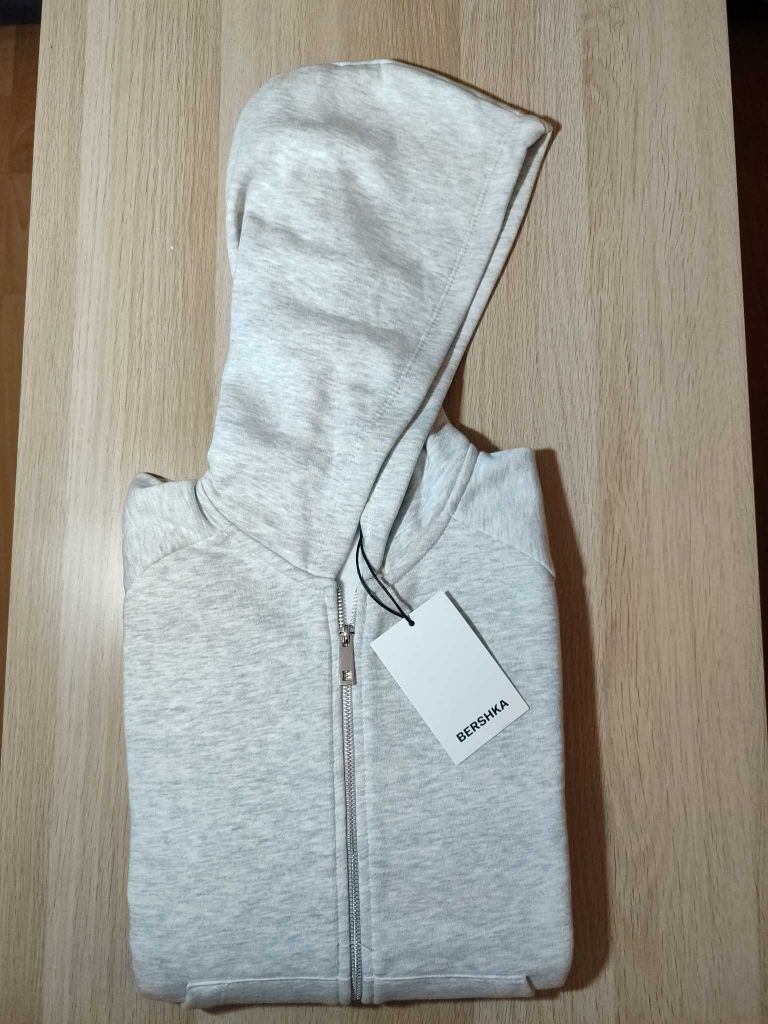 Bershka Kapüşonlu Sweatshirt — görsel 5/5