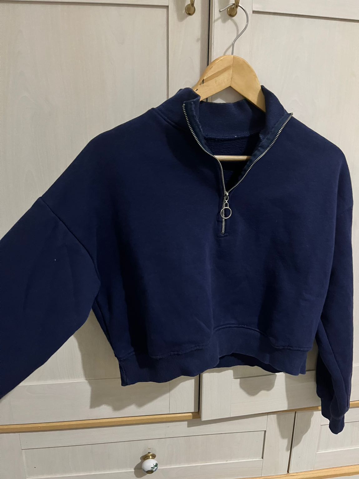 Lacivert Fermuarlı Sweatshirt Crop — görsel 5/5