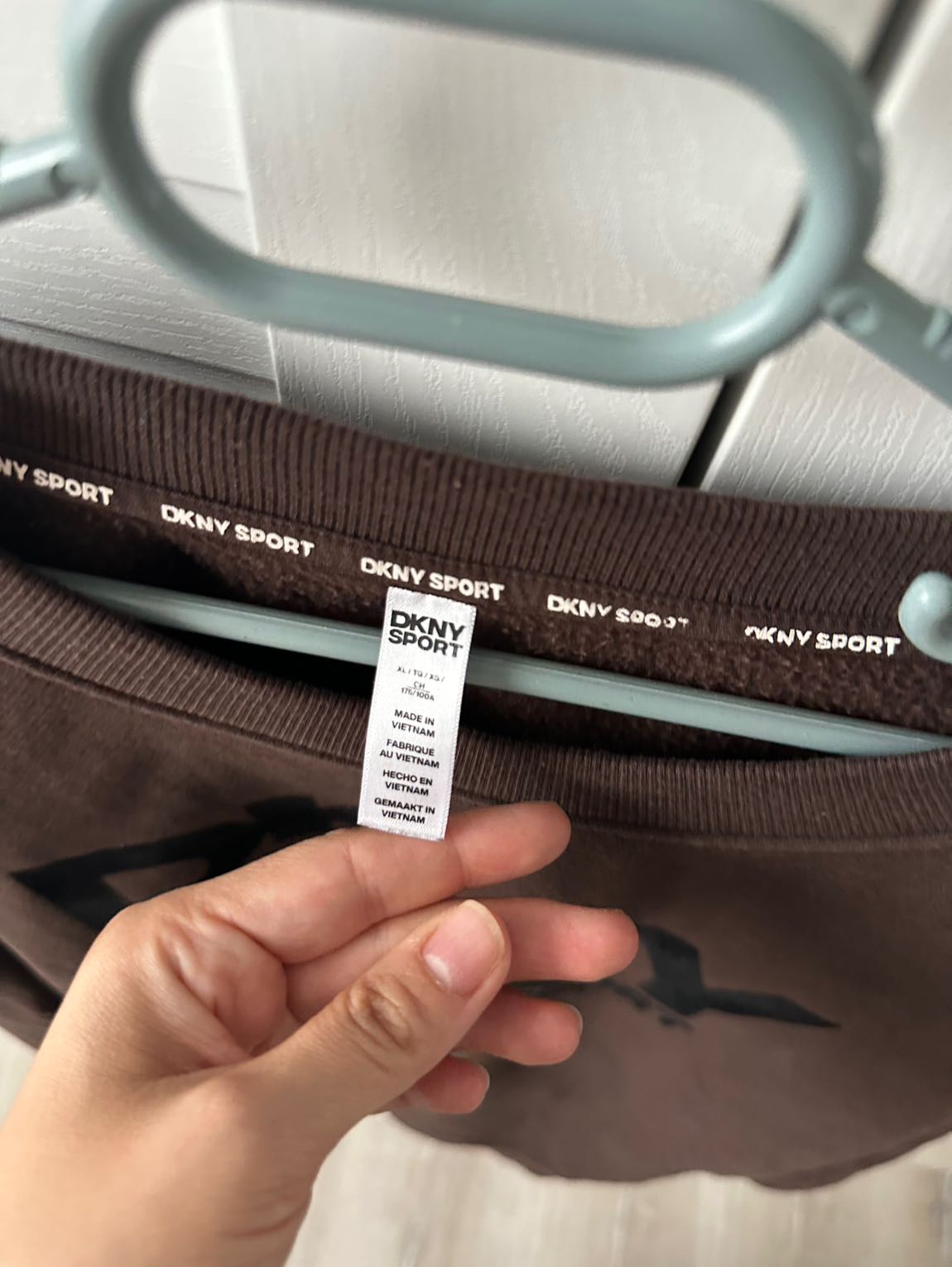 DKNY Kahverengi Sweatshirt — görsel 2/6