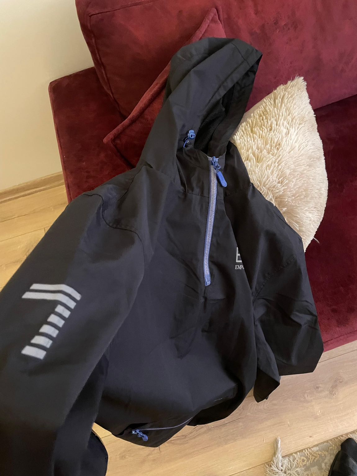 Emporio Armani Spor Yağmurluk — görsel 2/3