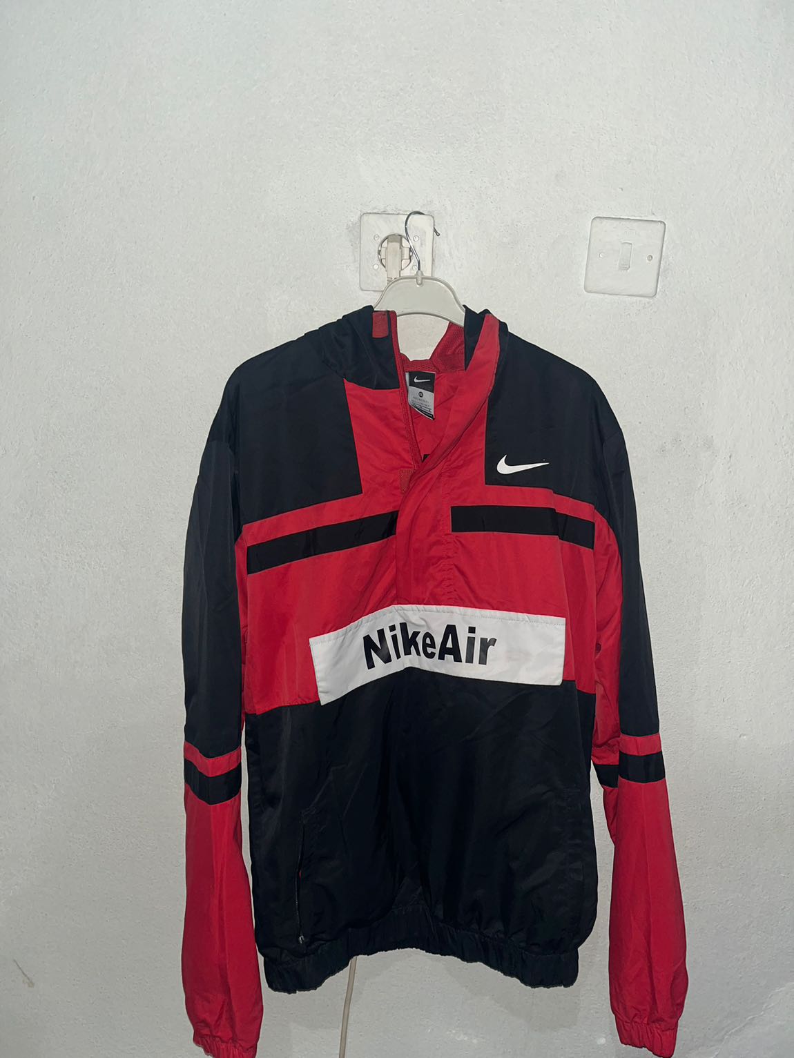 Nike Air Rüzgarlık — görsel 2/3