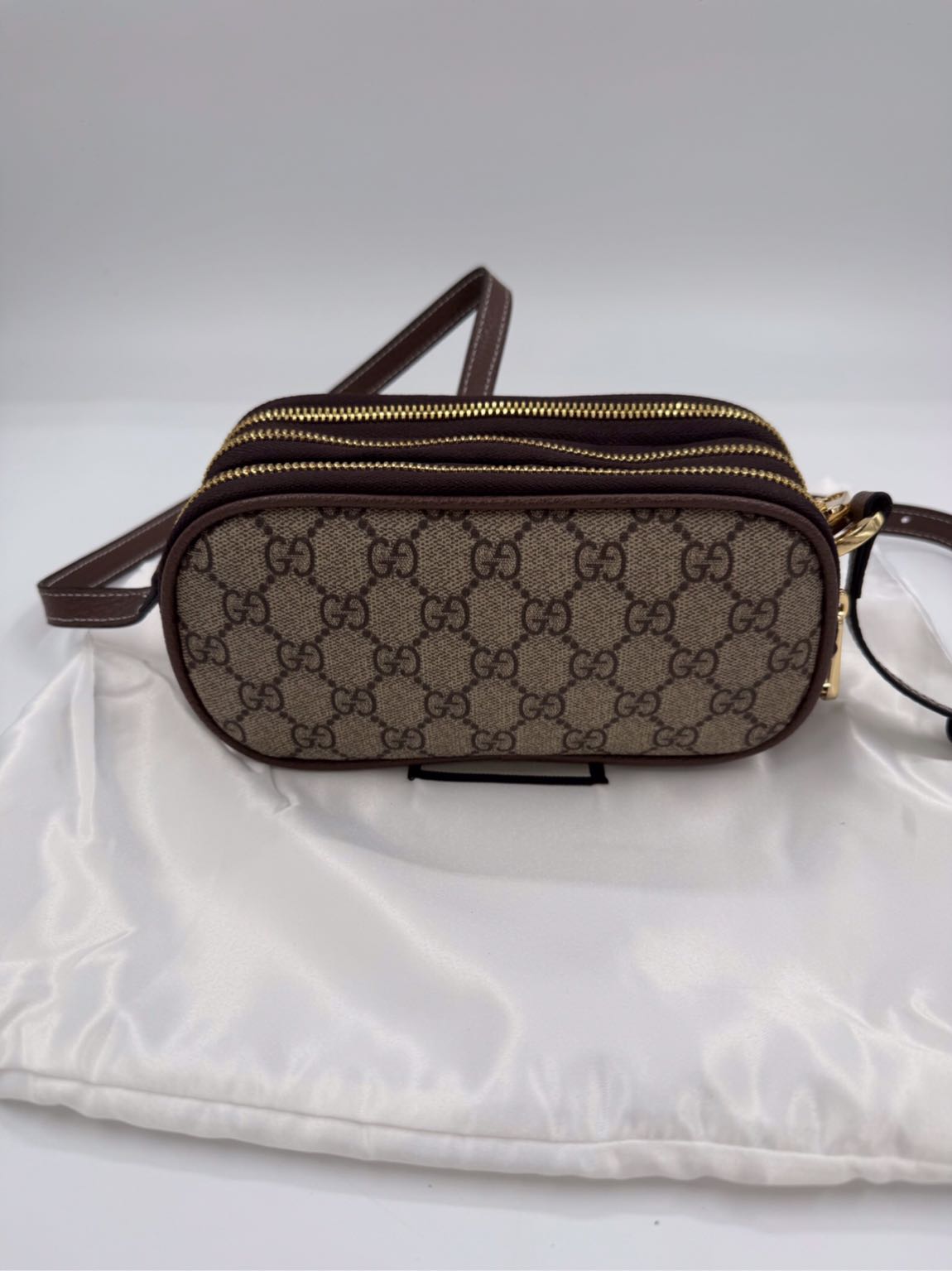 Gucci kadın askılı çanta — görsel 2/8