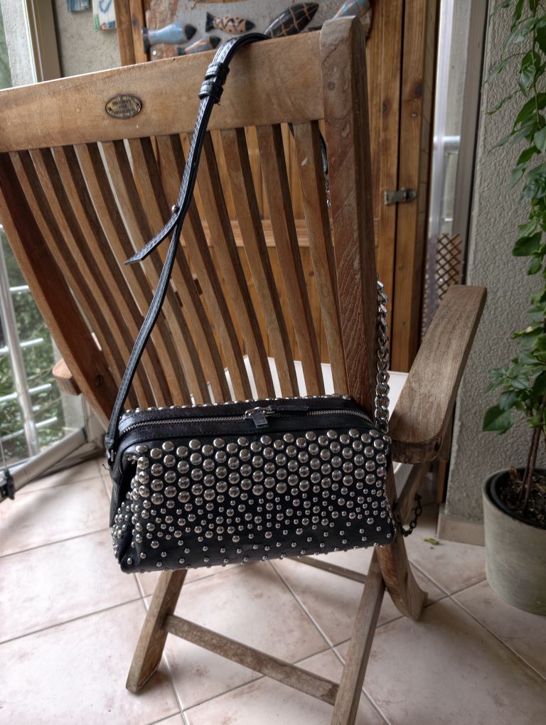 Zara Siyah Stud Detaylı Çanta — görsel 5/9