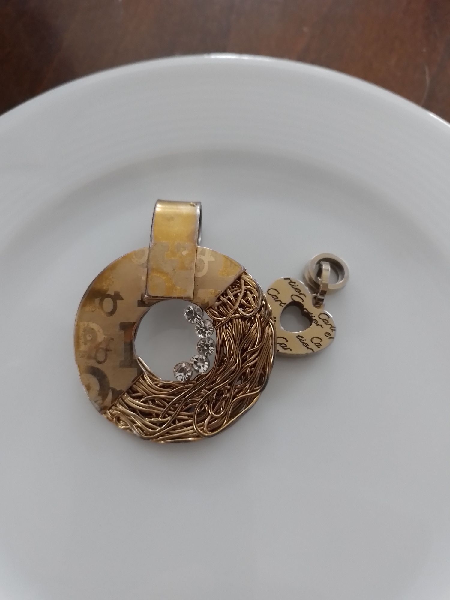 90 lar Dior ve cartier kolye ucu — görsel 4/7