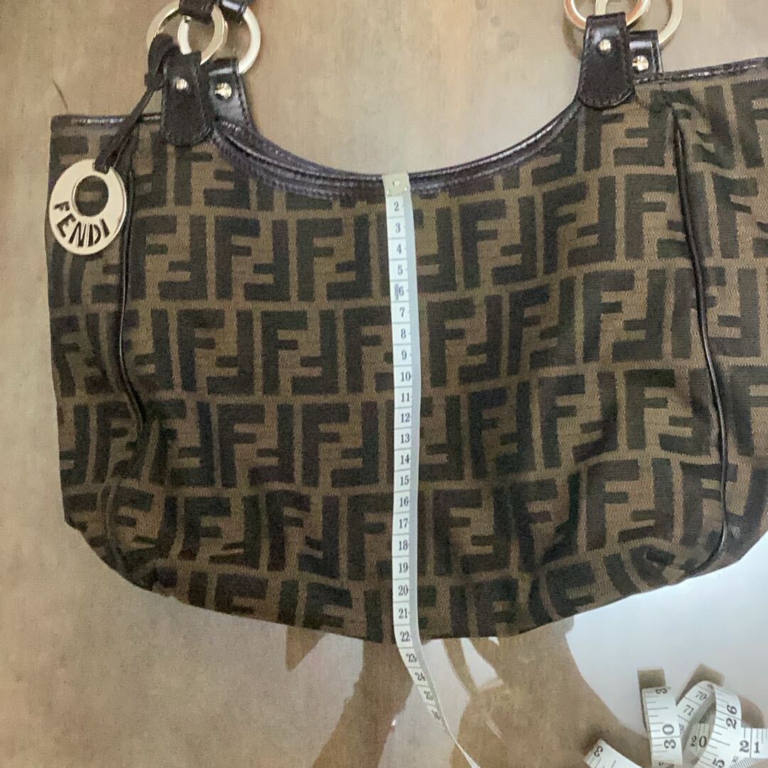 Fendi canta — görsel 6/11