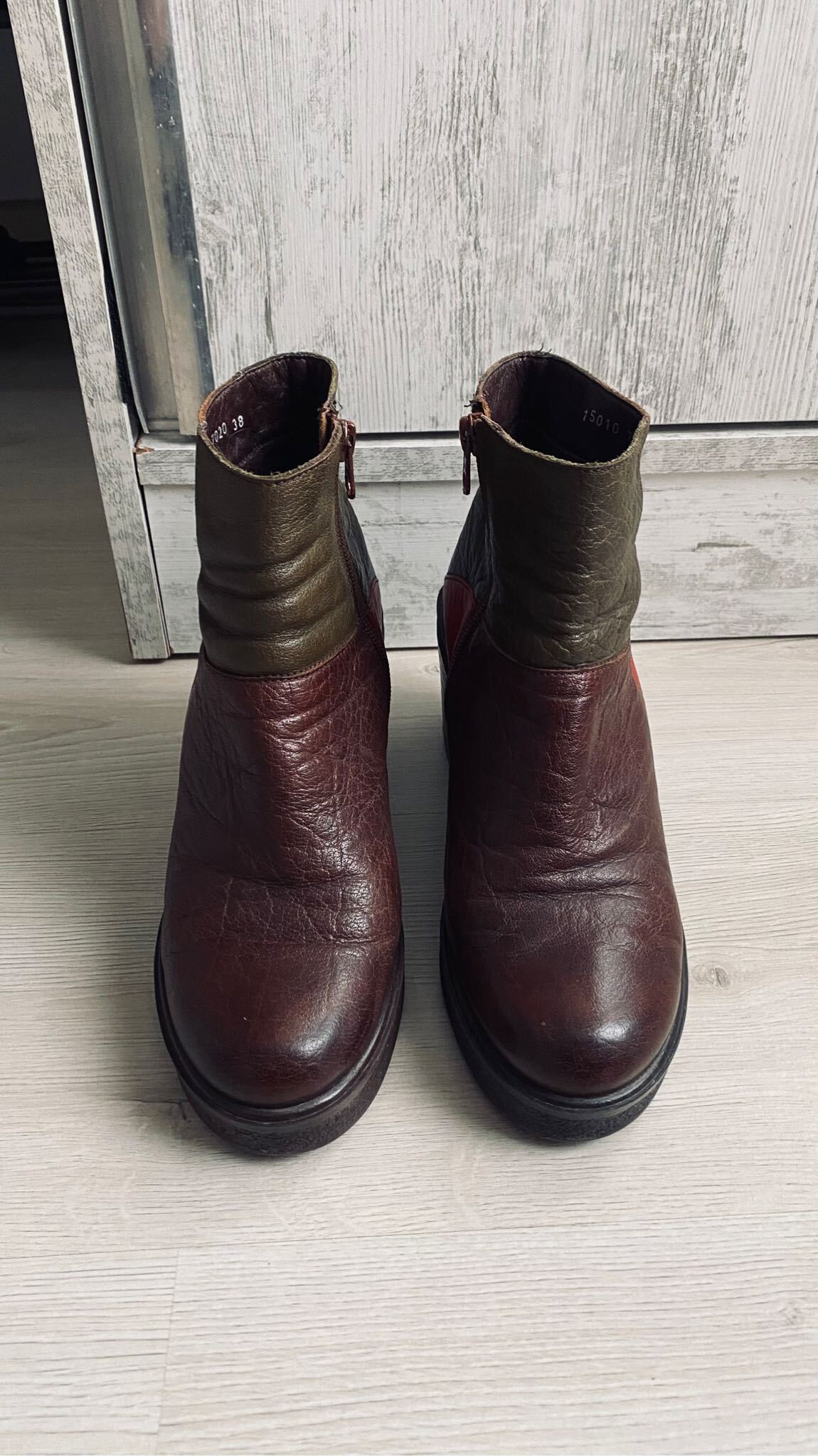 Beta kısa çizme — görsel 3/8
