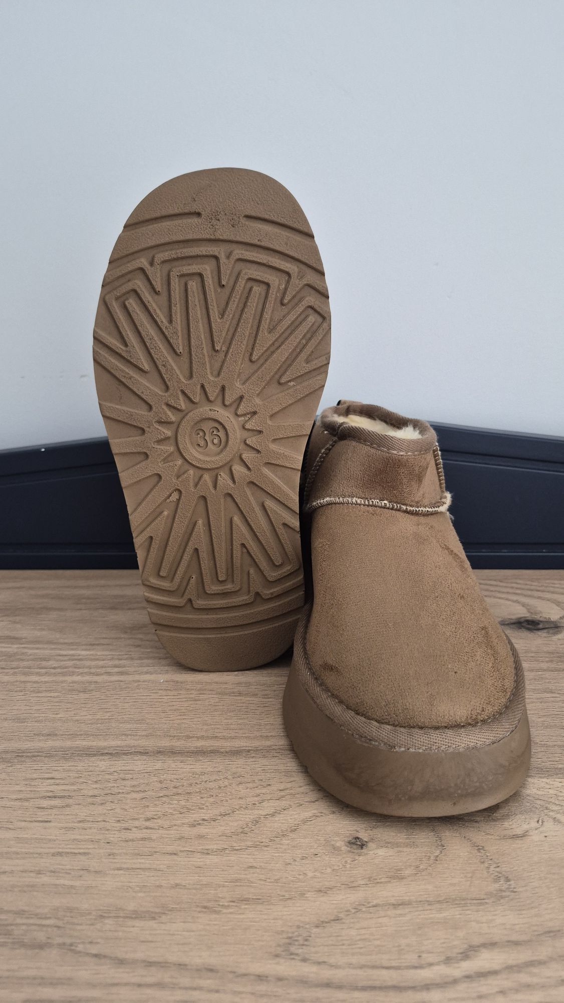 UGG BOT — görsel 4/9