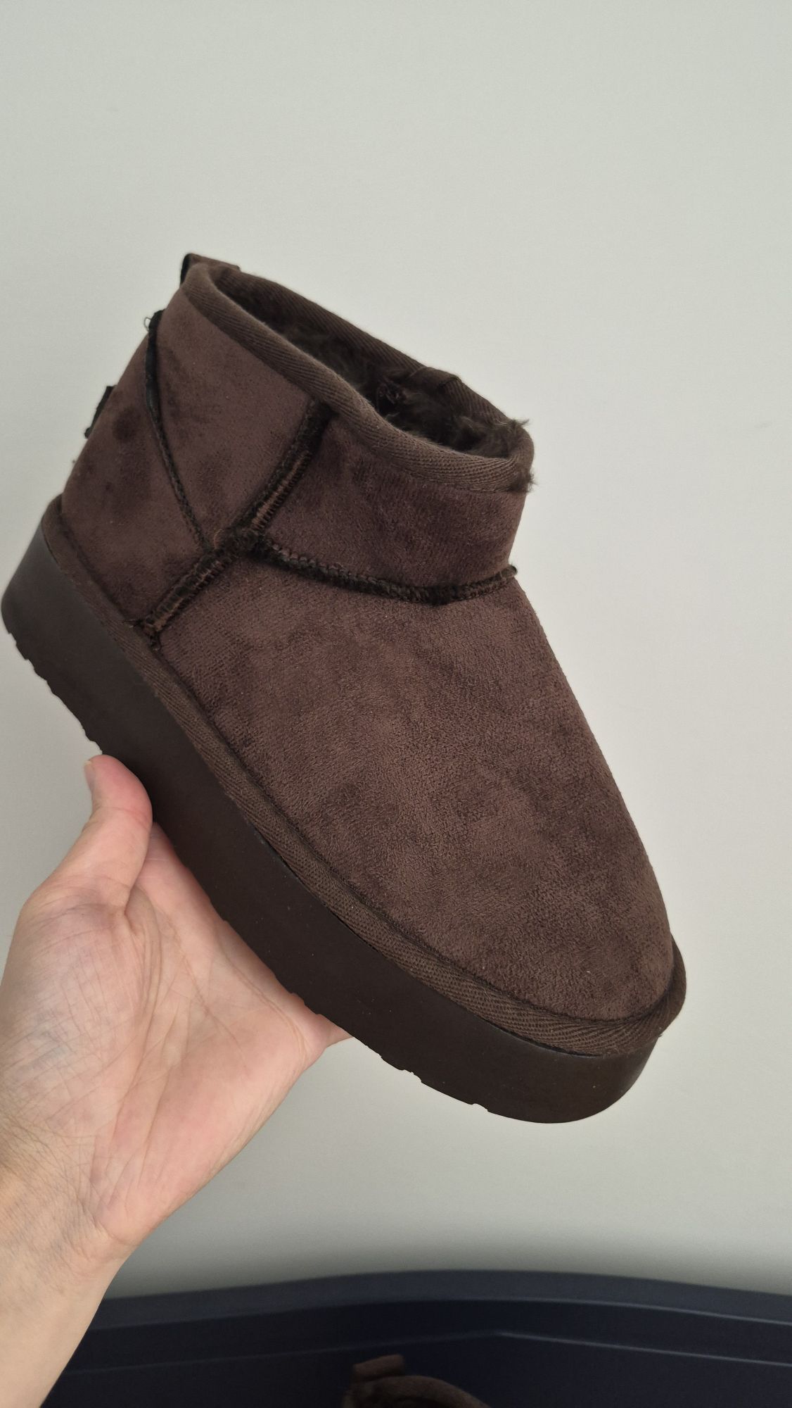 UGG BOT — görsel 5/7
