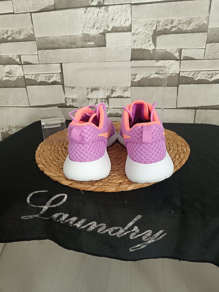 Nike Pembe Koşu Ayakkabısı — görsel 5/6