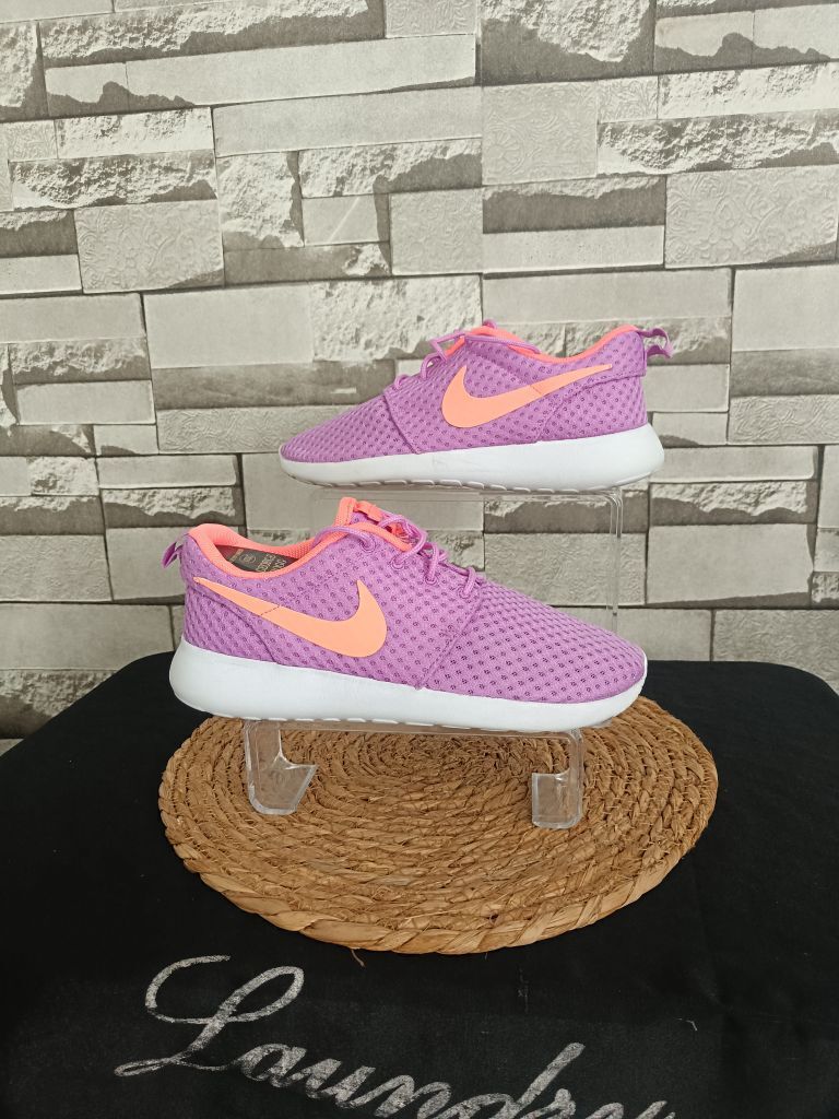 Nike Pembe Koşu Ayakkabısı — görsel 2/6