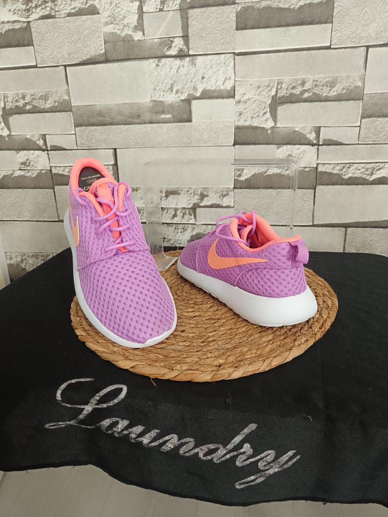 Nike Pembe Koşu Ayakkabısı — görsel 4/6
