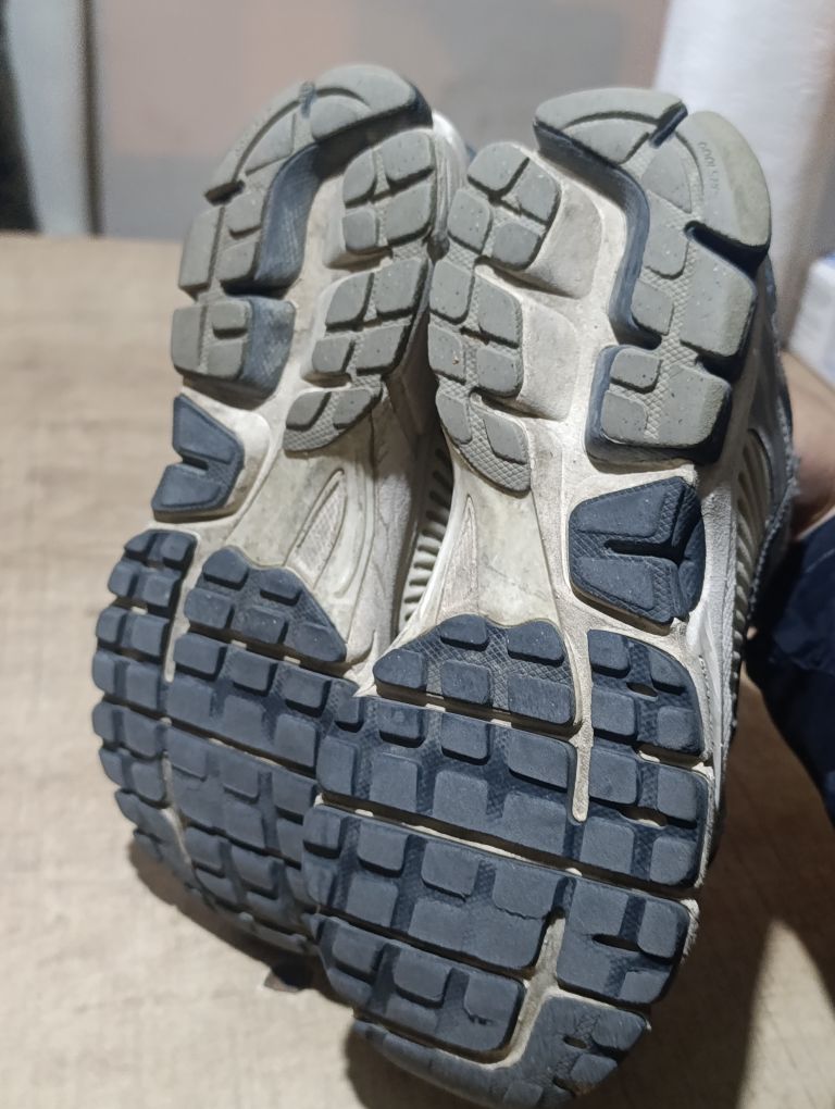Nike Vomero 5 Koşu Ayakkabısı — görsel 5/8