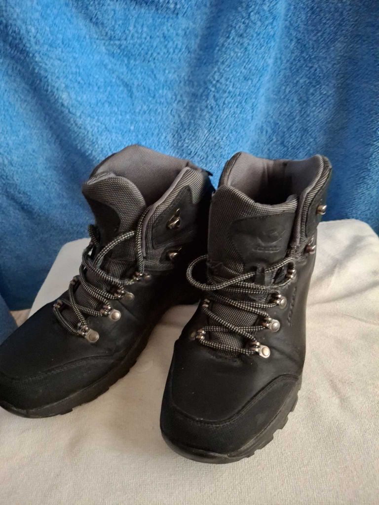 Siyah Outdoor Bot — görsel 2/5