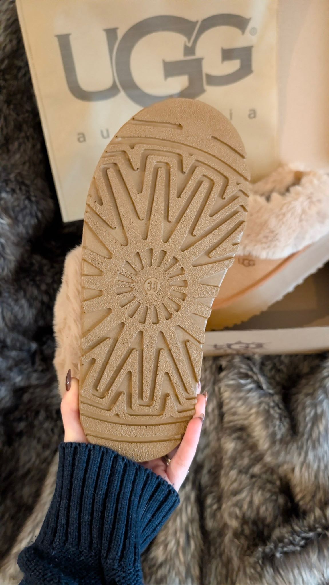 UGG Tazzelle Chestnut — görsel 7/8