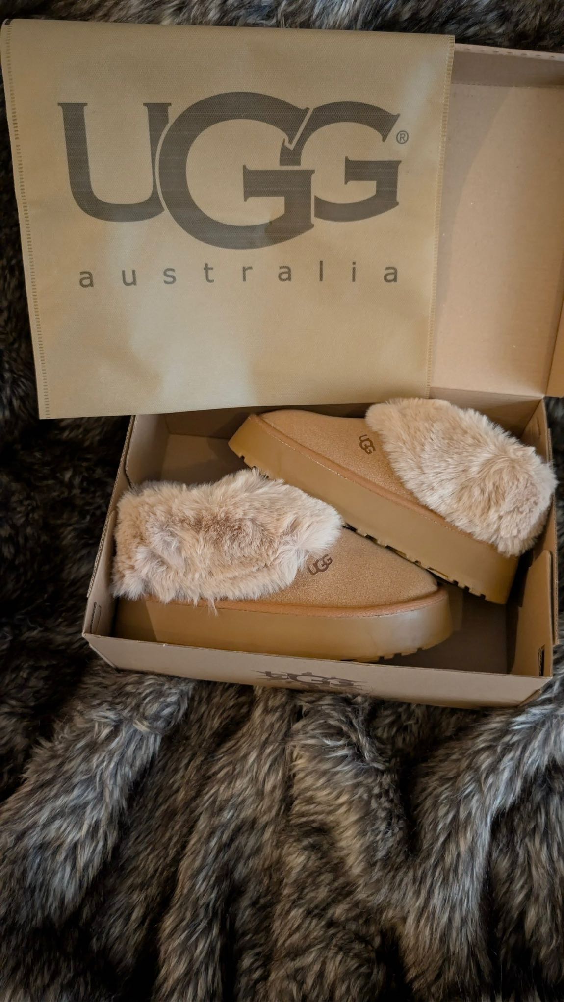 UGG Tazzelle Chestnut — görsel 2/8
