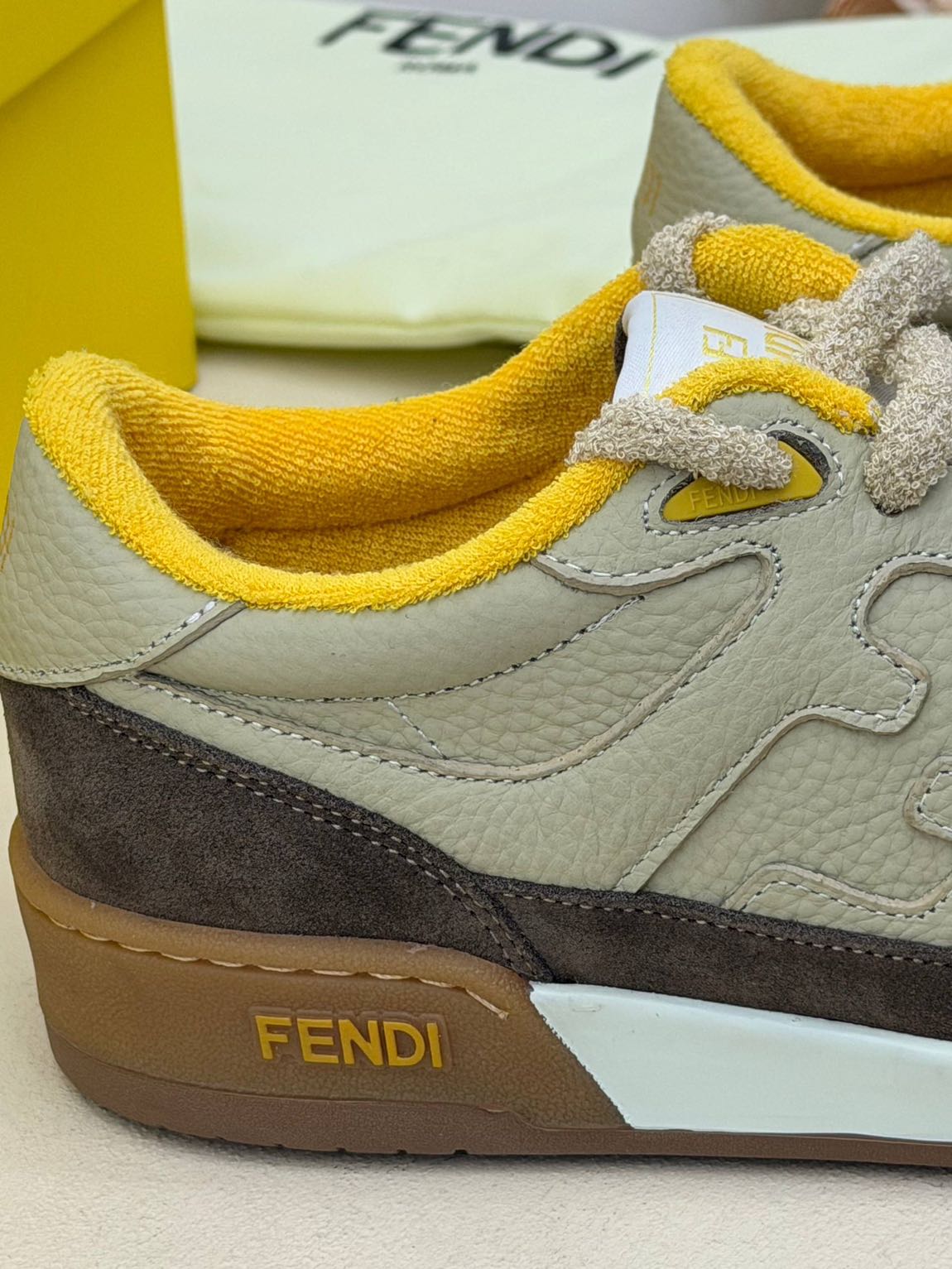 Fendi Sneaker — görsel 4/9