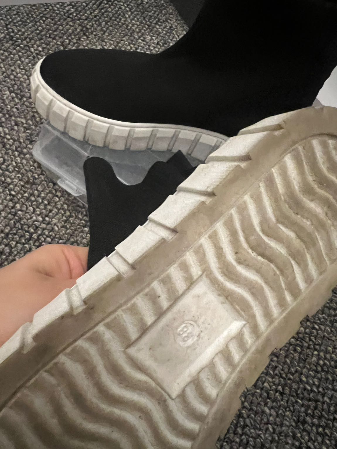 Siyah Sneaker Bot — görsel 3/3