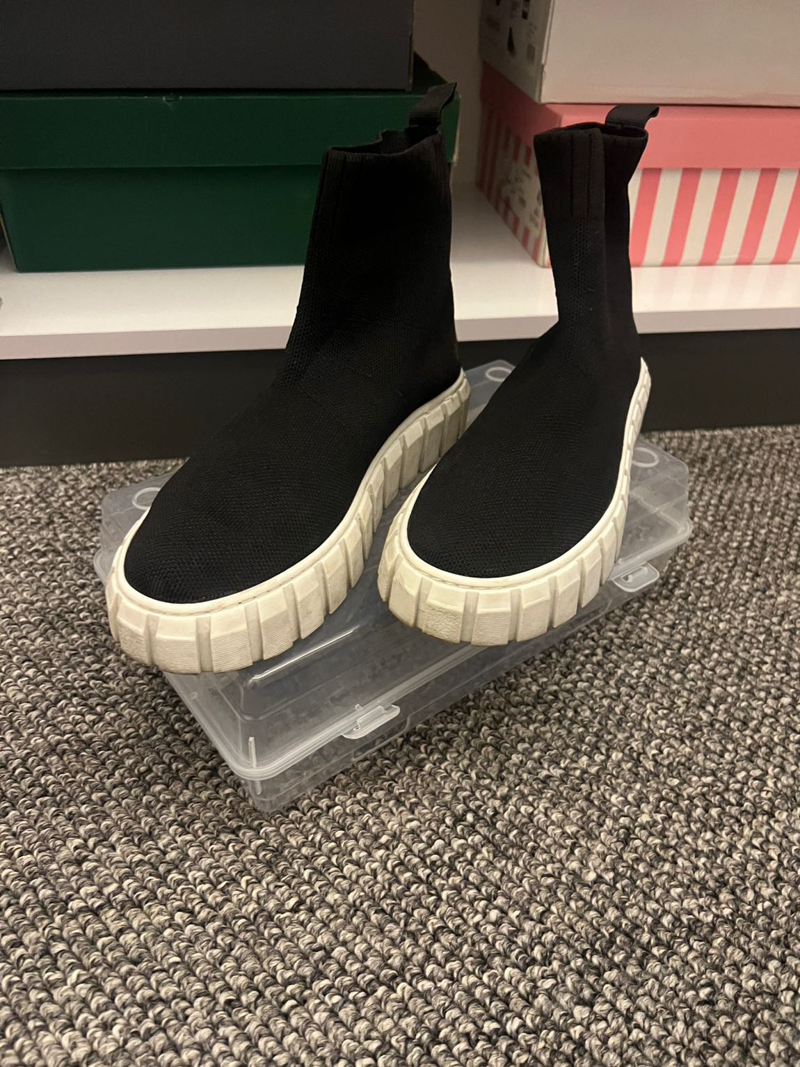 Siyah Sneaker Bot — görsel 2/3