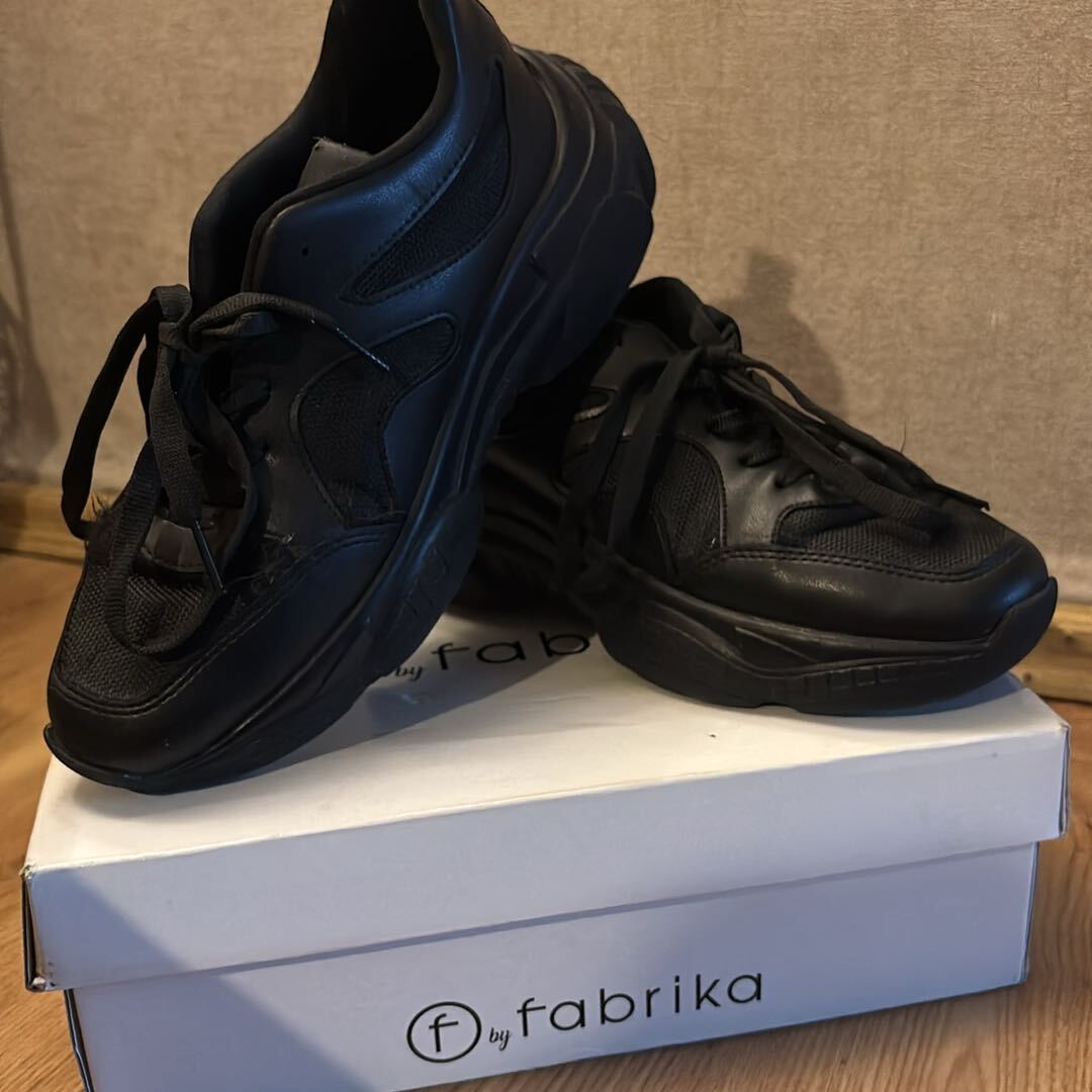 Fabrika Siyah Sneaker Ayakkabı — görsel 11/11