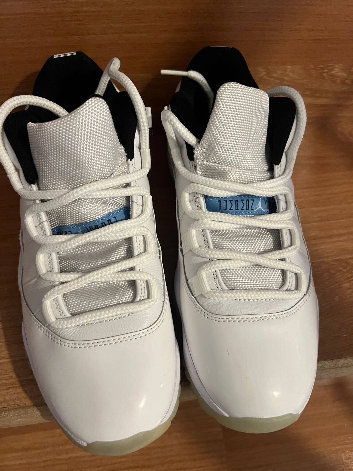 Nike Air Jordan Sneaker — görsel 3/7
