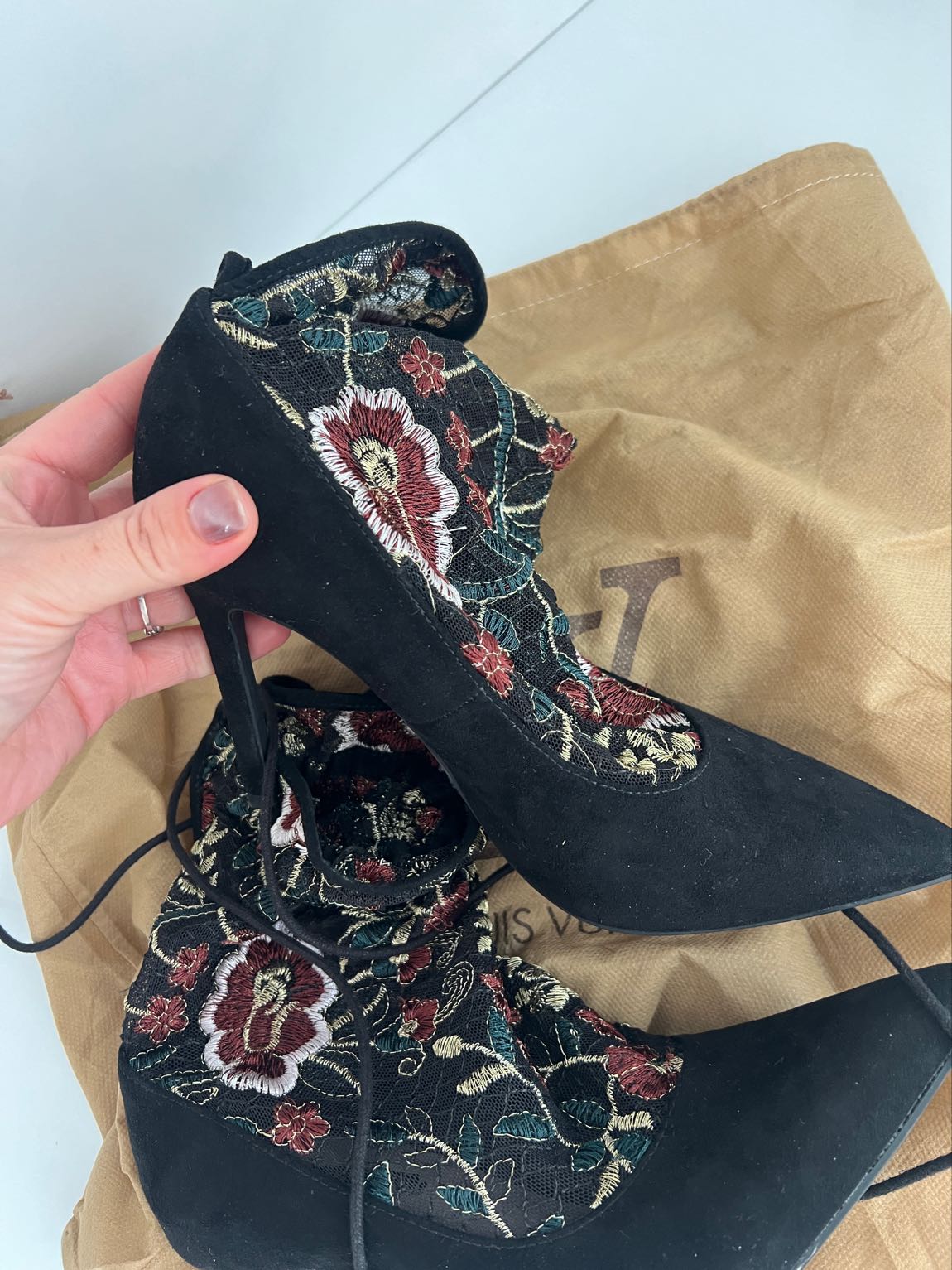 Çiçek Desenli Stiletto — görsel 3/7