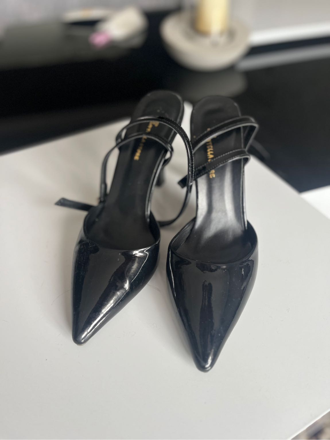 Siyah Stiletto — görsel 2/4