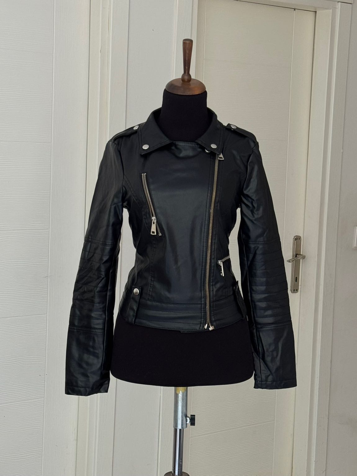 Y2k çarpraz fermuar biker ceket — görsel 2/6