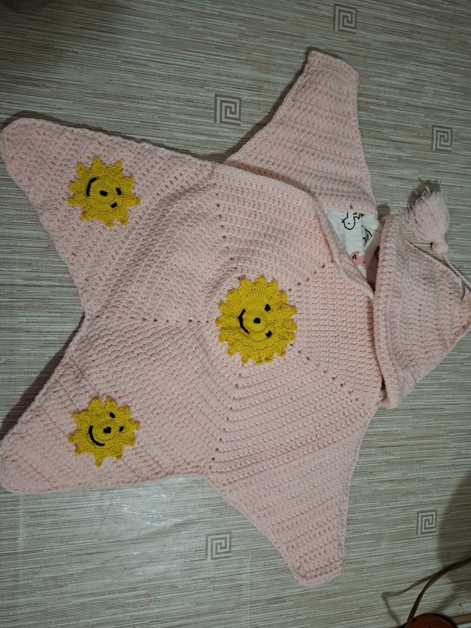 Güneş Motifli Yıldız Örgü Tulum / Kundak — görsel 2/2