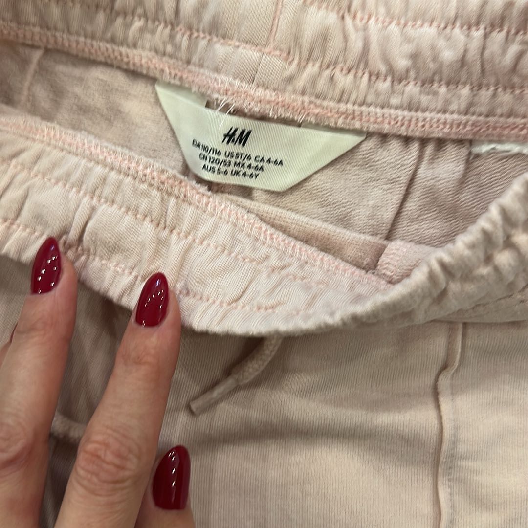 Pembe şortlu takım — görsel 5/8