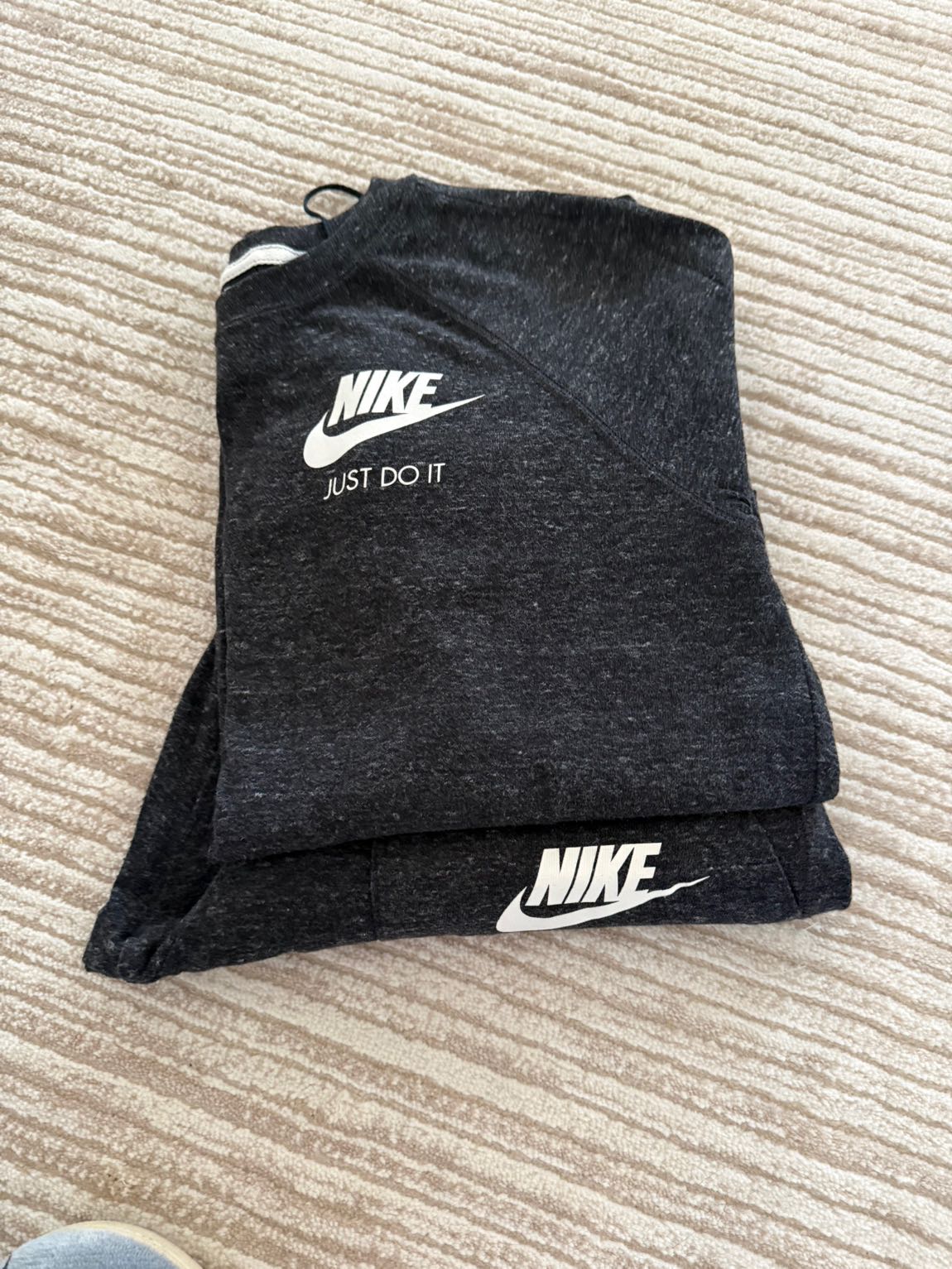 Nike Eşofman Takımı — görsel 5/5