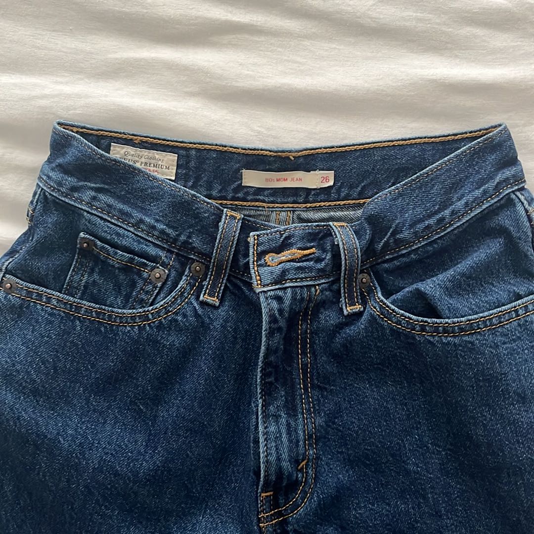 Koyu Mavi Levı’s Jean Pantolon — görsel 3/4