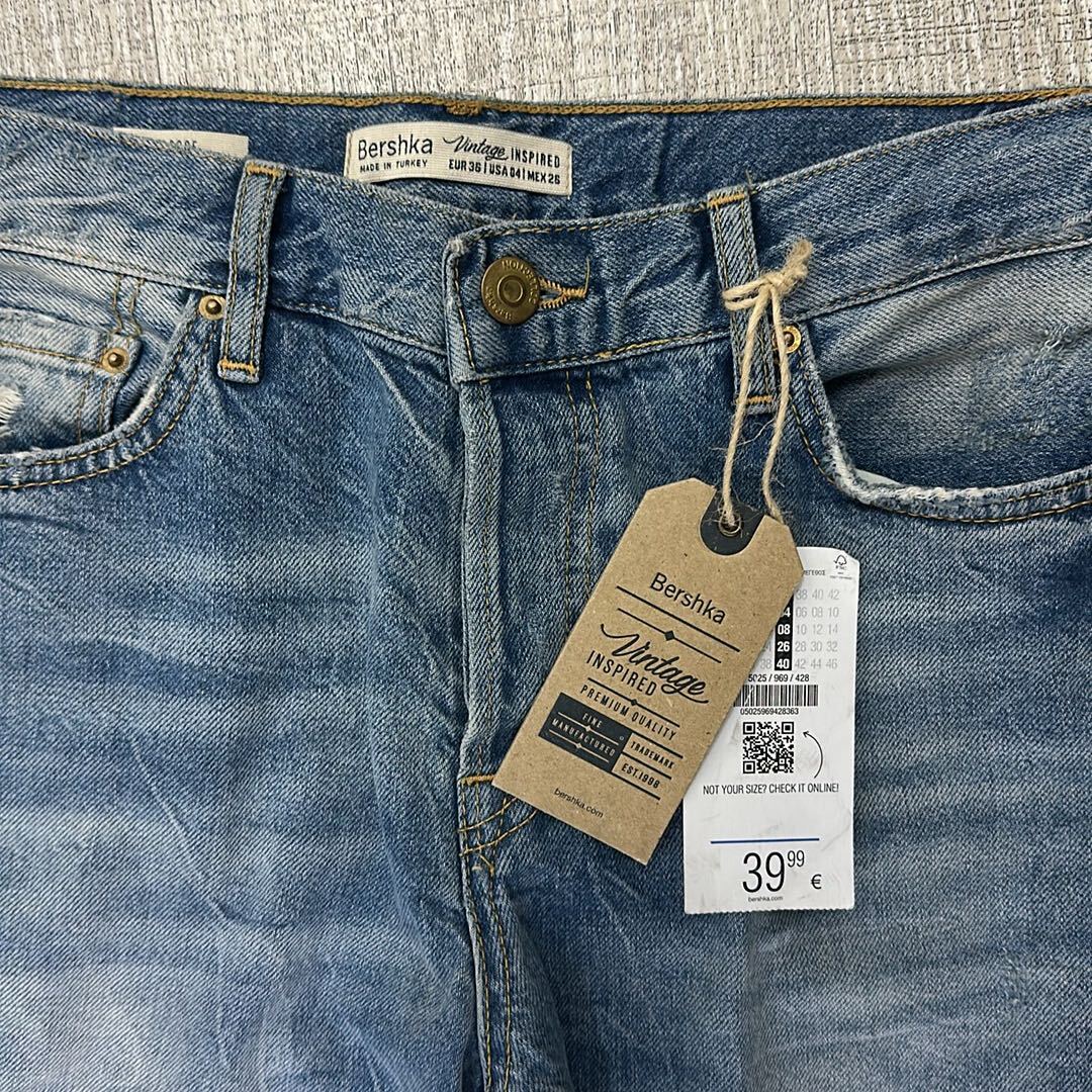 Yırtık Jean Pantolon — görsel 2/3
