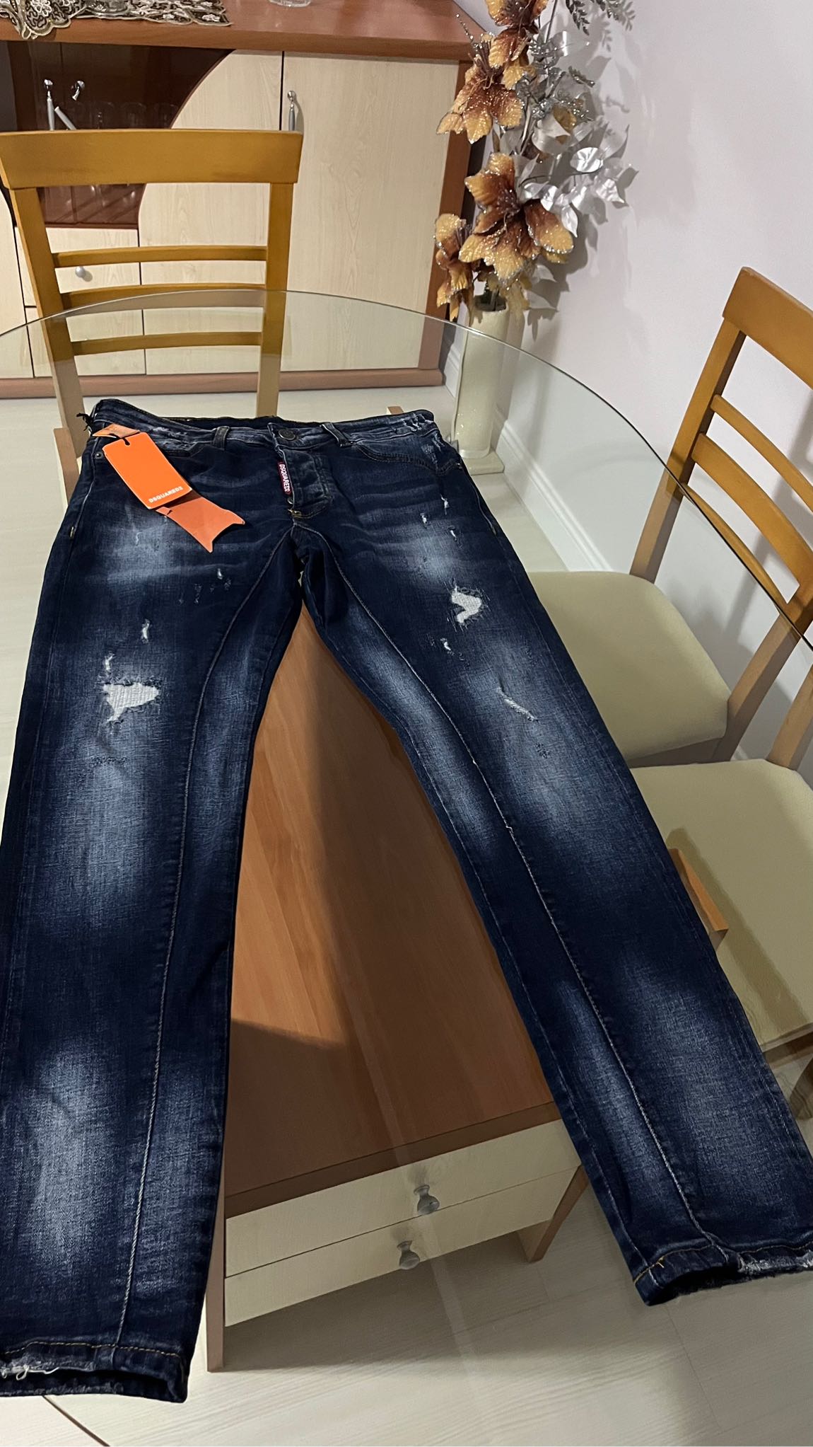 Dsquared2 Yırtık Kot Pantolon — görsel 2/2