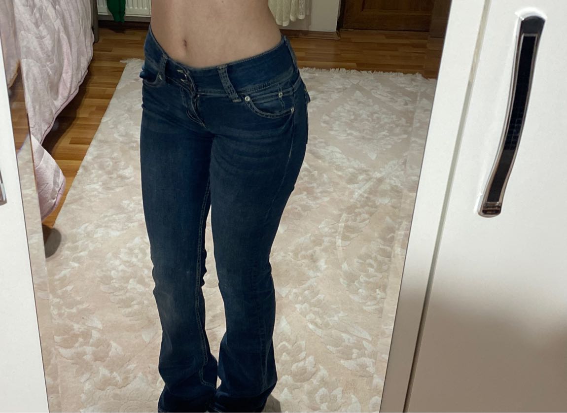 Bershka Düşük bel bootcut jean — görsel 7/9