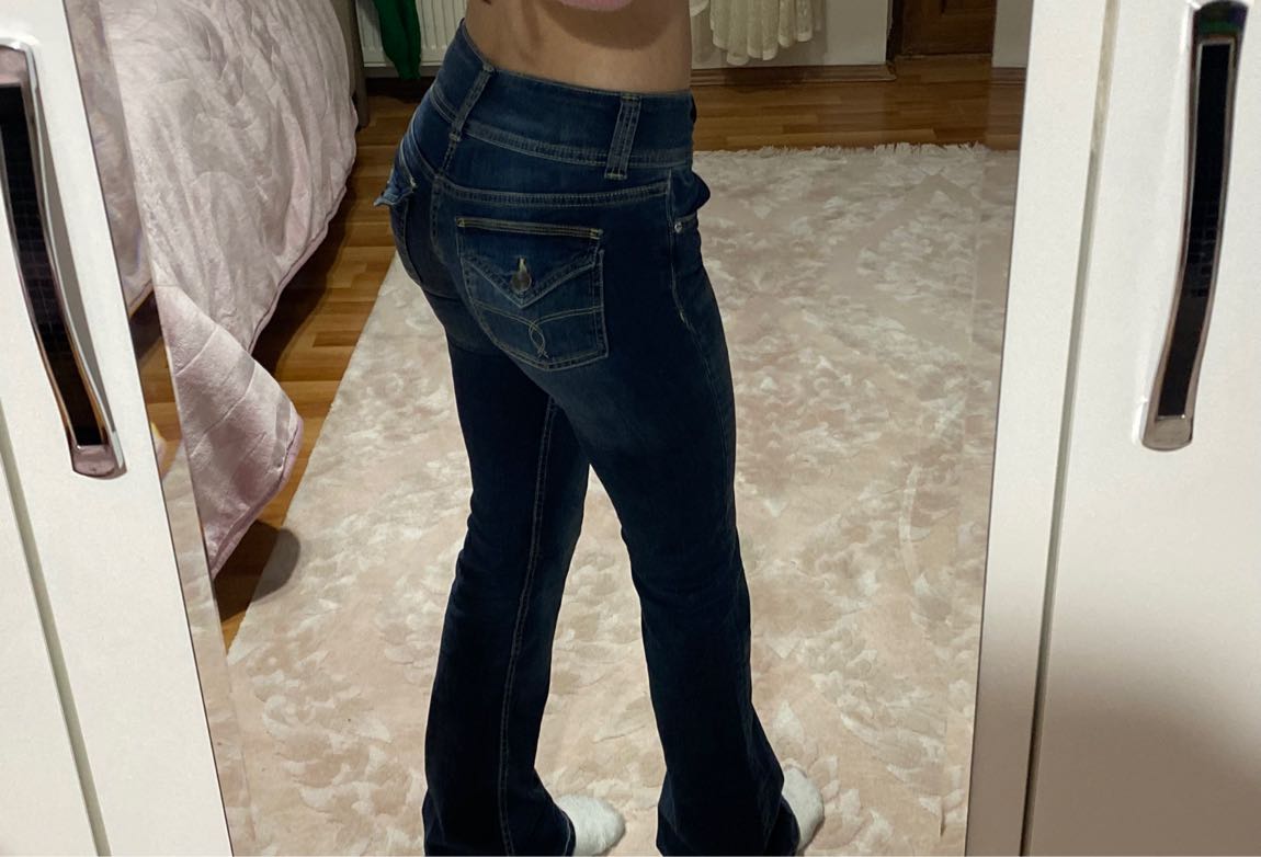 Bershka Düşük bel bootcut jean — görsel 9/9