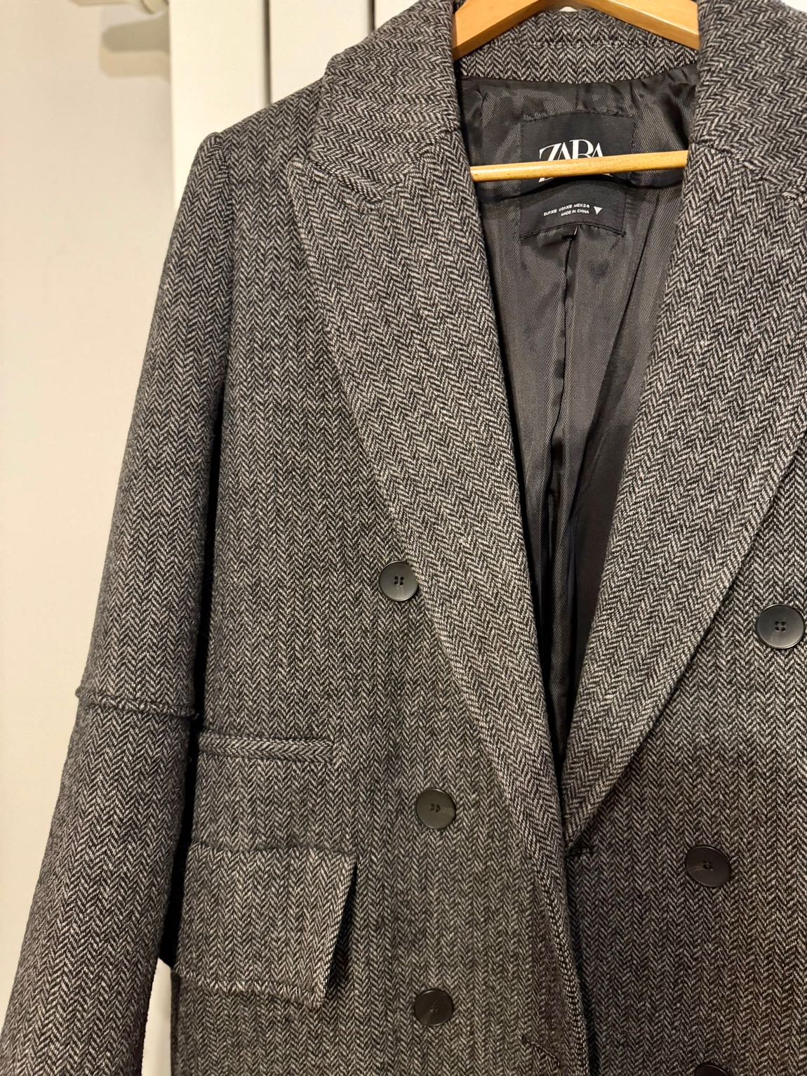Zara Balıksırtı Desenli Kruvaze Kaban XS — görsel 3/6